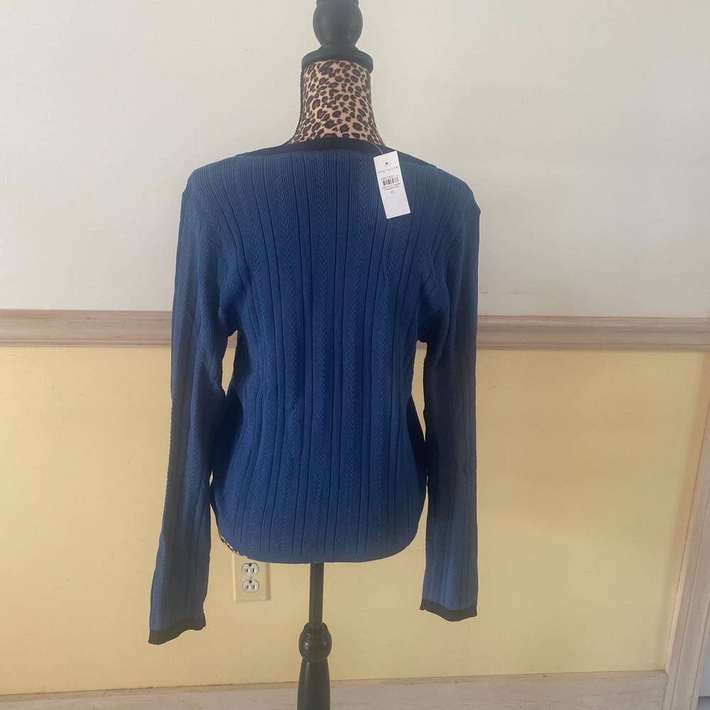 NWT Ann Taylor Women's‎ M Contrast Trim Scoop Neck Cardigan Blue Green Color - Picture 3 of 4